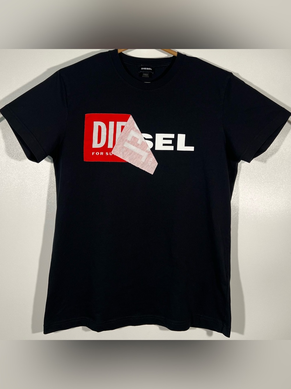 Diesel T-Diego-QA T Shirt Warped Peeled Off Logo Black Short Sleeve Size Medium